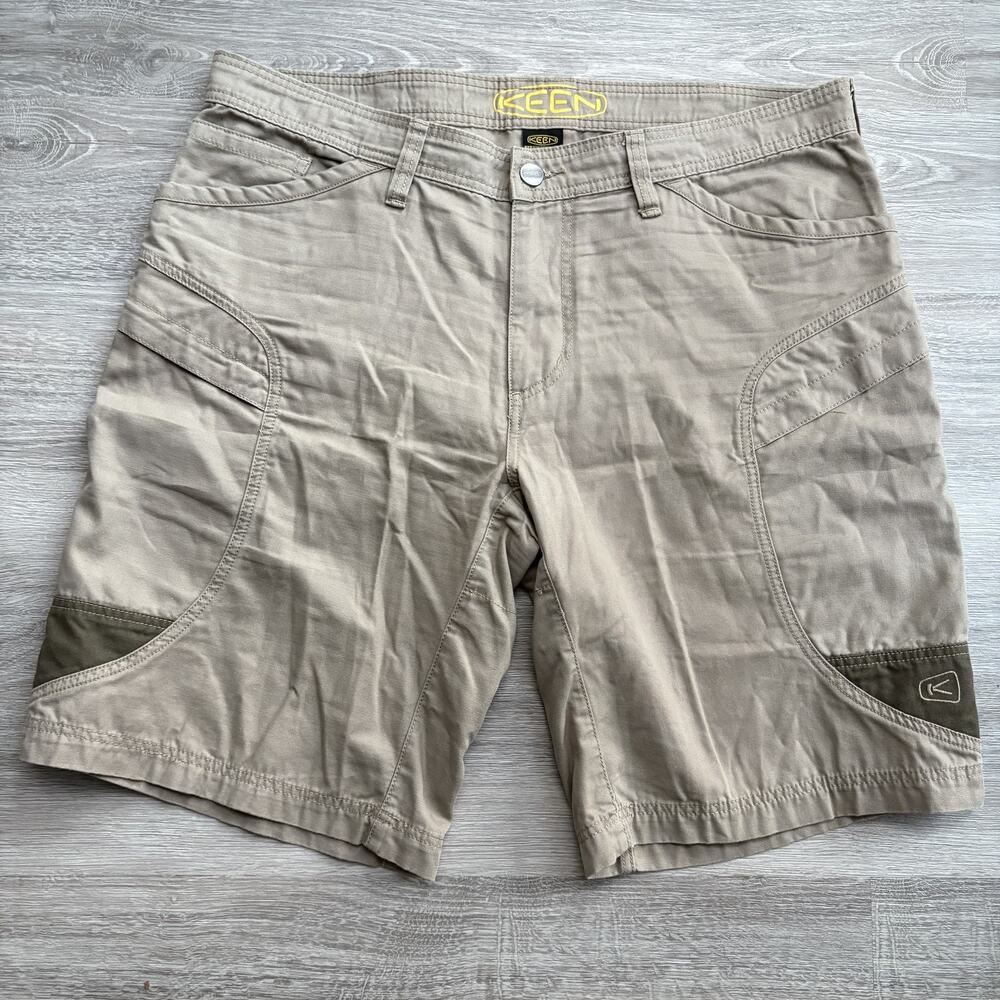 KEEN Men's Hiking Shorts 40 Khaki Utility Pockets Outdoor